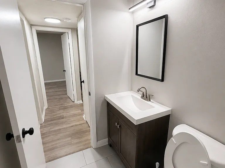 1235 Summit St Apt C, Columbus, OH 43201