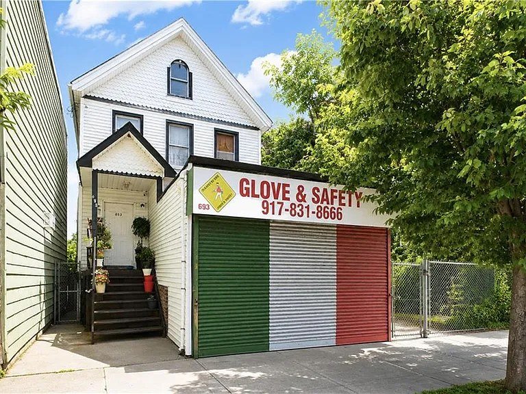 Property Image 12